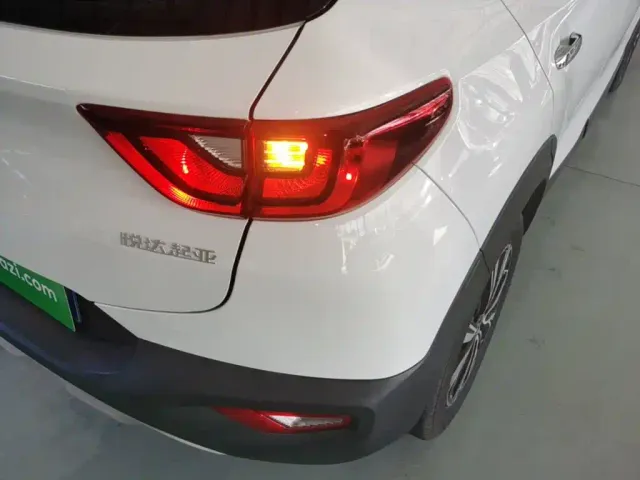 Kia KX1 — Фото автомобиля 7