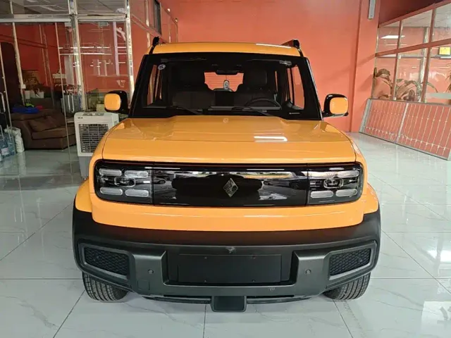Baojun Yep — Фото автомобиля 2