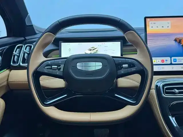 Geely Boyue L — Фото автомобиля 14