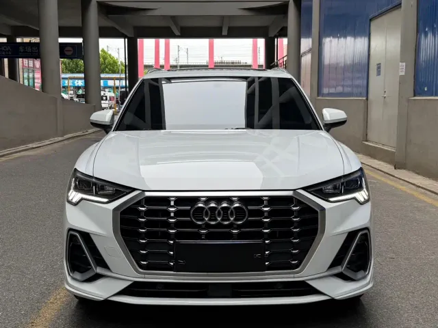 Audi Q3 — Фото автомобиля 2