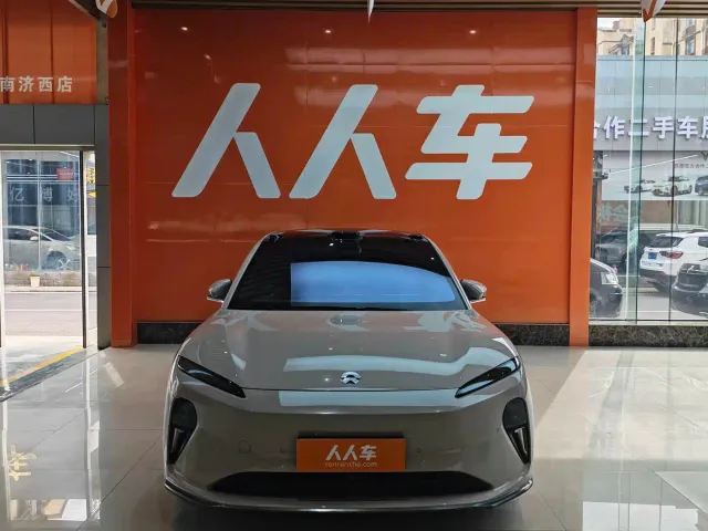 Nio ET5 — Фото автомобиля 2