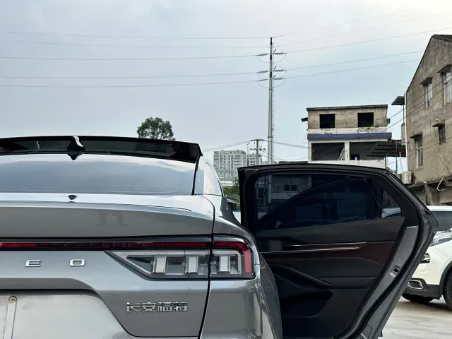 Ford Mondeo — Фото автомобиля 20