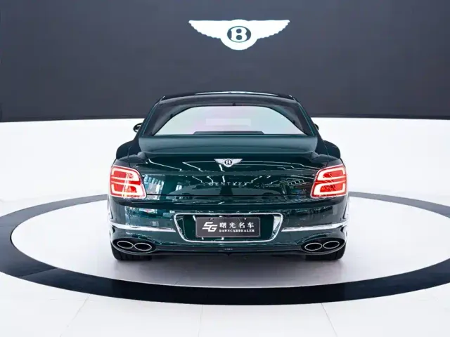 Bentley Flying Spur — Фото автомобиля 5