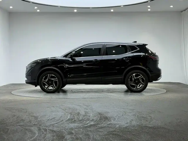 Nissan Qashqai — Фото автомобиля 3