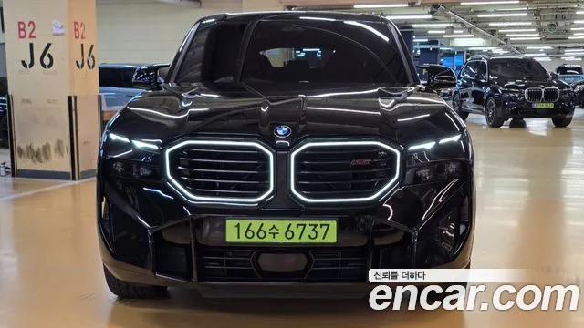 BMW XM G09 — Фото автомобиля 3