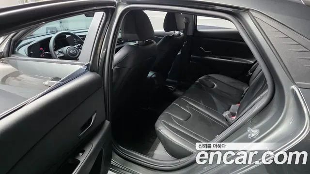 Hyundai Avante CN7 — Фото автомобиля 23