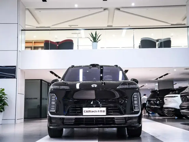 Nio ES9 — Фото автомобиля 3