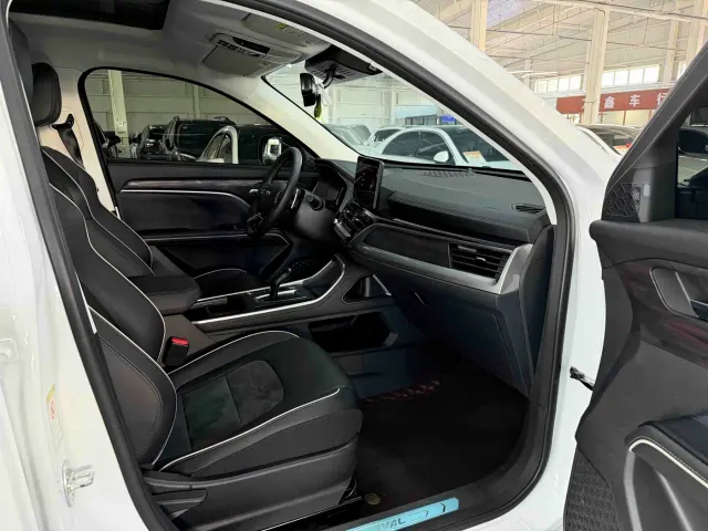 Haval H6 — Фото автомобиля 17