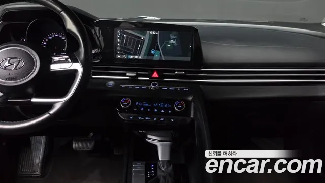 Hyundai AVANTE Avante (CN7) — Фото автомобиля 14