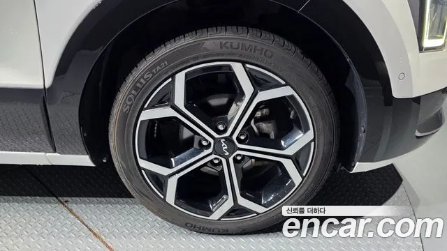 Kia Niro The All New Niro Signature — Фото автомобиля 5