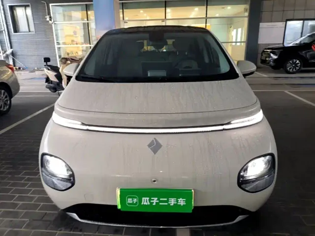 Baojun Cloud — Фото автомобиля 2