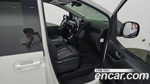 Hyundai Staria Staria — Фото автомобиля 11