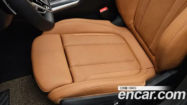 BMW 3-Series 3 серия (G20) 320i M Sport — Фото автомобиля 30