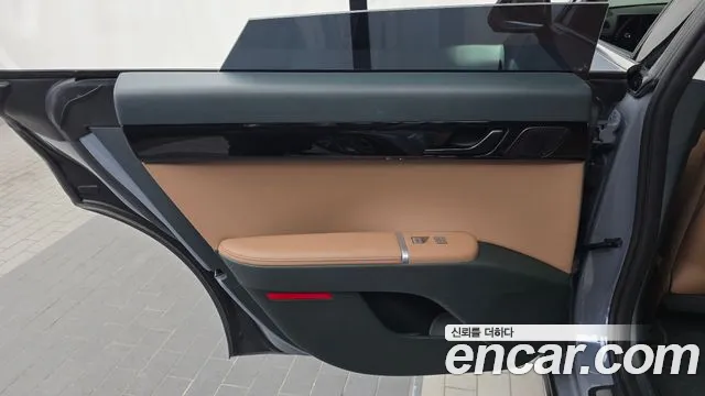 Hyundai Grandeur GN7 — Фото автомобиля 14
