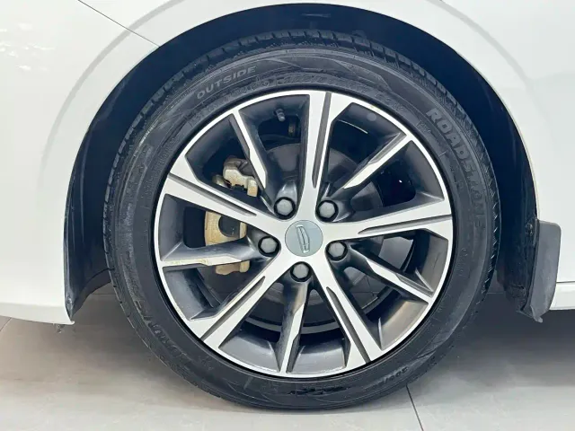 Geely Emgrand 2022 4th Generation 1.5L CVT Premium — Фото автомобиля 13