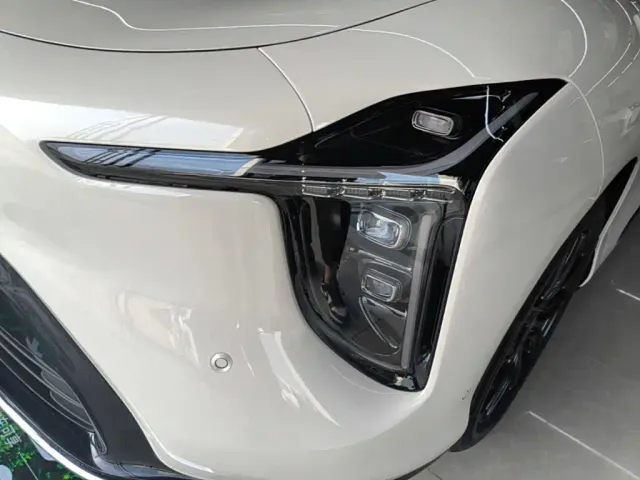 IM Motors LS6 — Фото автомобиля 23