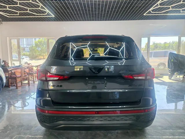 Jetta VS5 — Фото автомобиля 5