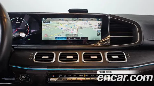 Mercedes-Benz GLE-Class — Фото автомобиля 14
