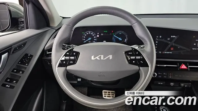 Kia Niro The All New Niro Signature — Фото автомобиля 13
