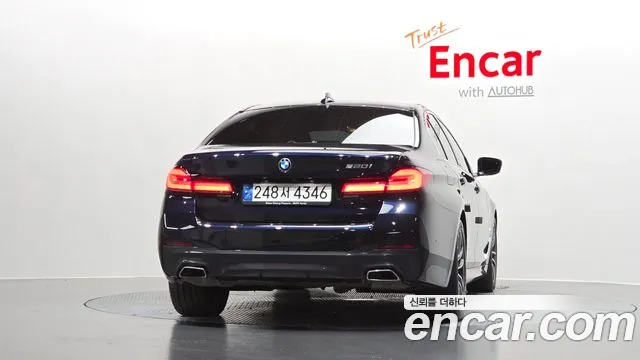 BMW 5-Series — Фото автомобиля 4