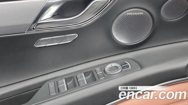 Genesis GV80 — Фото автомобиля 19
