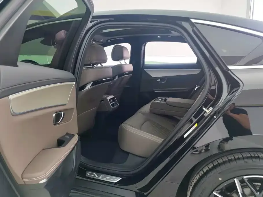 BYD Han 2025 EV Smart Drive Edition 506KM Premium — Фото автомобиля 11