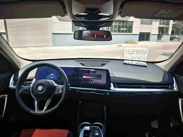 BMW X1 — Фото автомобиля 9