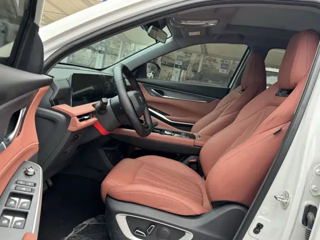 Changan CS75 Plus — Фото автомобиля 14