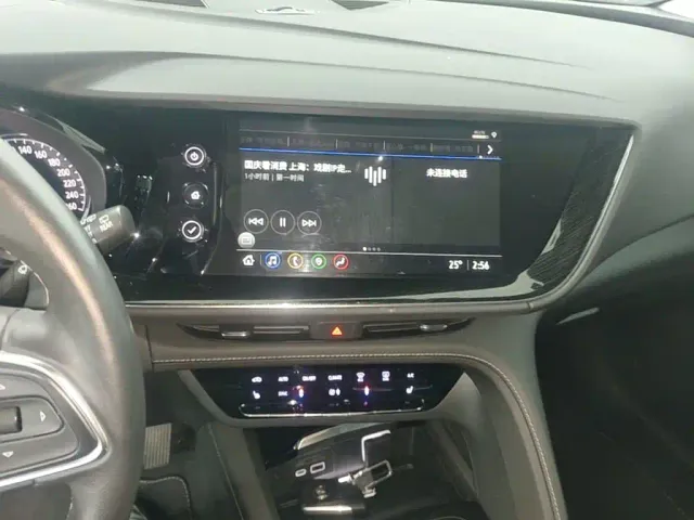 Buick Envision Plus — Фото автомобиля 12