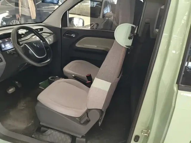 Wuling Hongguang Mini EV — Фото автомобиля 14