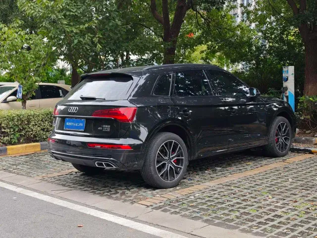 Audi Q5L — Фото автомобиля 7
