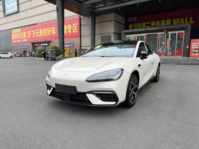 Фотография автомобиля — Geely Galaxy TT