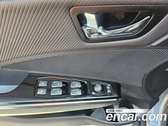 KG_Mobility_Ssangyong TIBOLI Very New Tivoli Бензин 1.5 2WD — Фото автомобиля 16