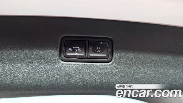 Genesis GV80 — Фото автомобиля 23