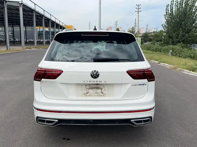 Volkswagen Tiguan L PHEV — Фото автомобиля 11