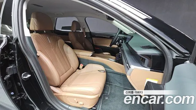 Hyundai Grandeur GN7 — Фото автомобиля 16