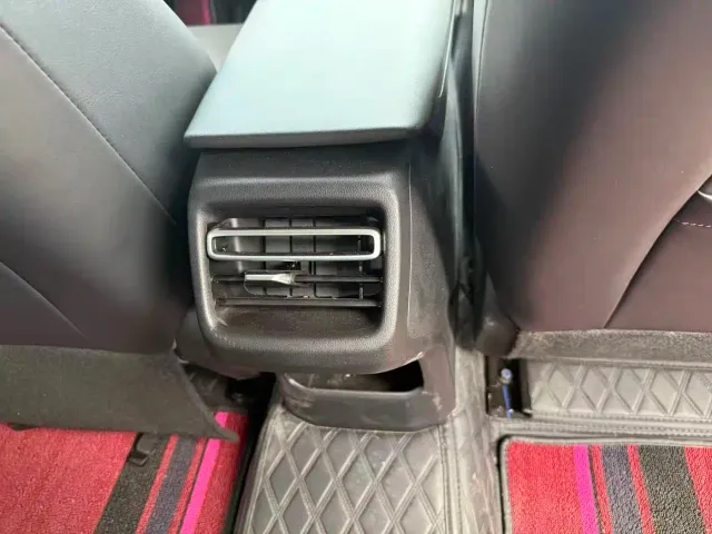 Changan Eado — Фото автомобиля 9
