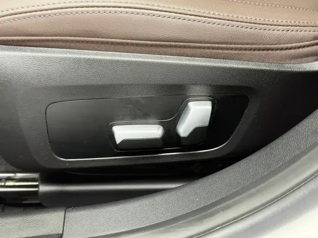 BMW 3 Series — Фото автомобиля 13