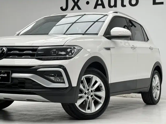 Volkswagen T-Cross — Фото автомобиля 9