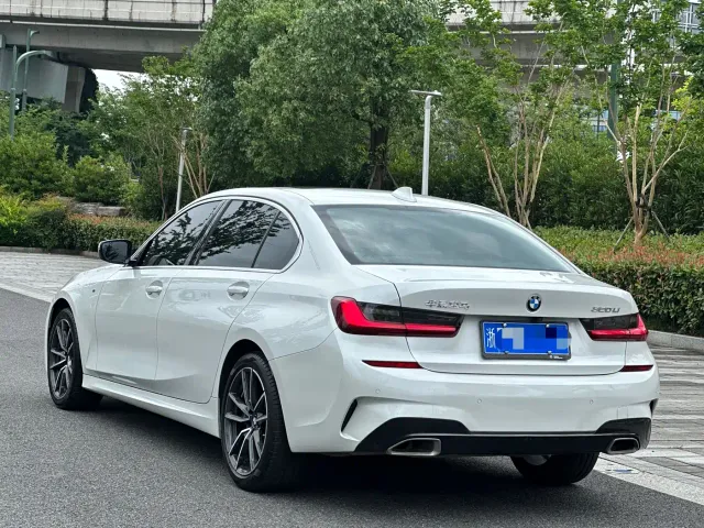 BMW 3 Series — Фото автомобиля 4