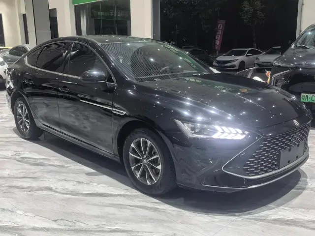 BYD Qin PLUS — Фото автомобиля 3