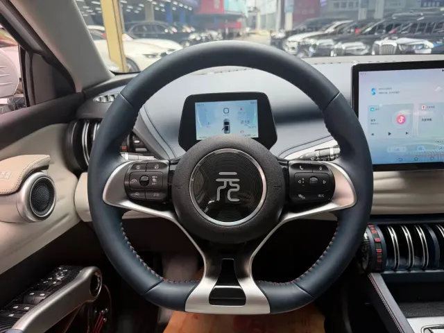 BYD Yuan PLUS — Фото автомобиля 10