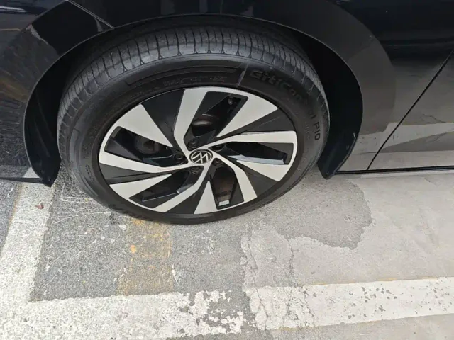 Volkswagen Passat — Фото автомобиля 22