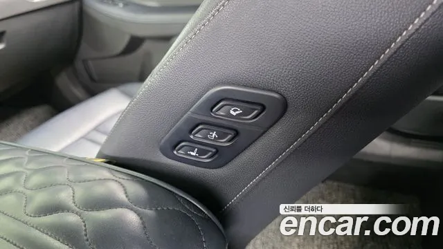 Hyundai Sonata — Фото автомобиля 30