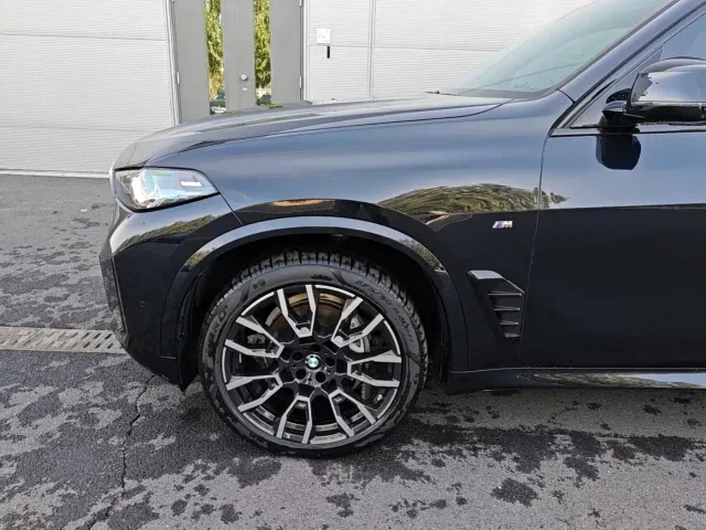 BMW X5 — Фото автомобиля 12