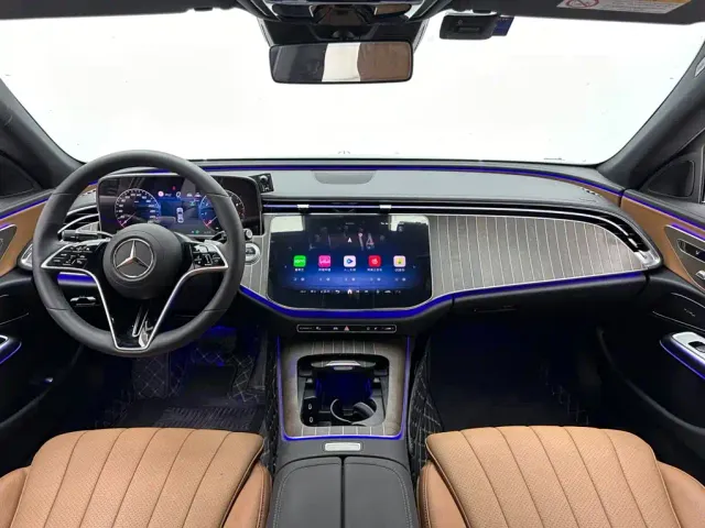 Mercedes-Benz E-Class — Фото автомобиля 10