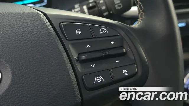 Hyundai Venue — Фото автомобиля 15