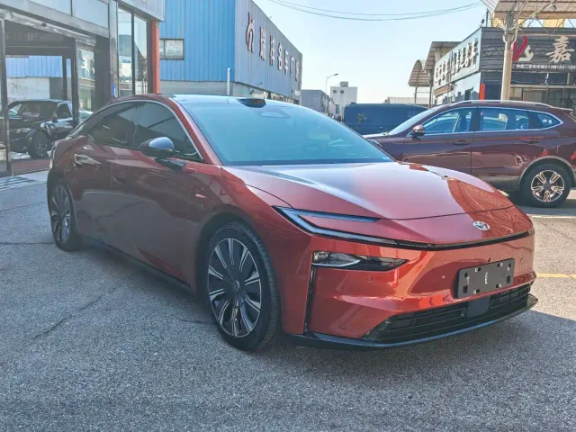 Toyota BoZhi 7 — Фото автомобиля 4