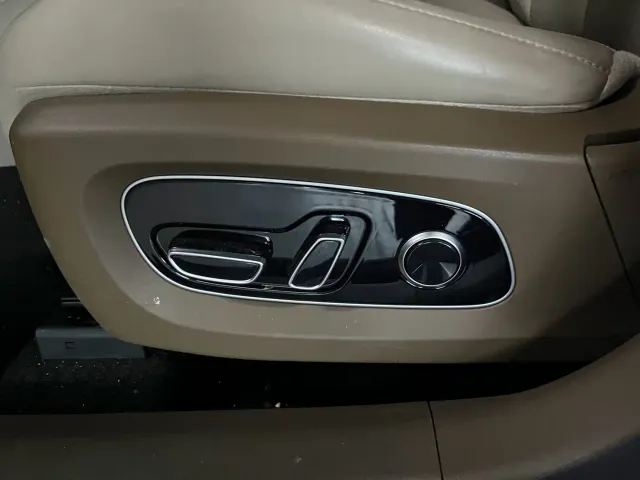GAC Hyptec HT — Фото автомобиля 11