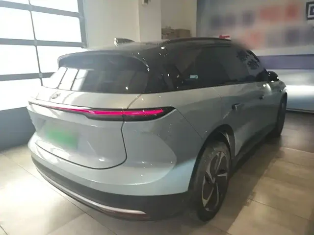 Nio ES6 — Фото автомобиля 6